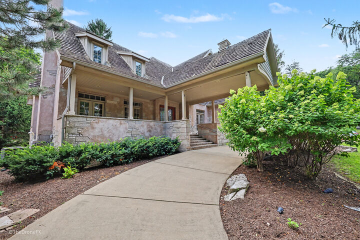Property Photo:  130 Fuller Road  IL 60521 