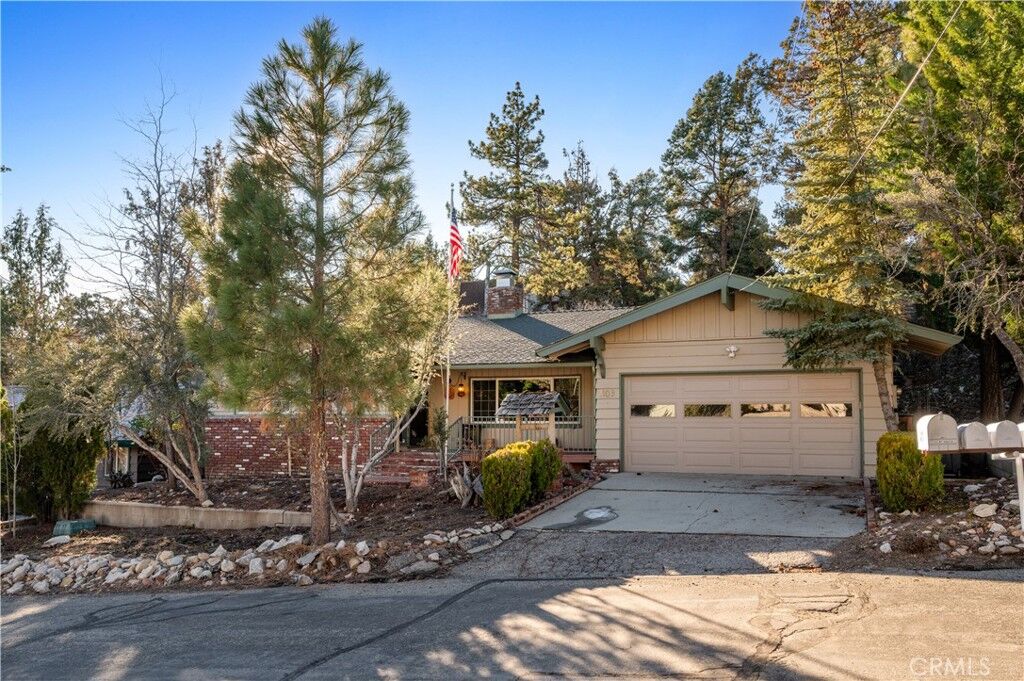 Property Photo:  1109 Mount Shasta Road  CA 92314 