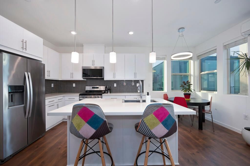 Property Photo: 216 Box Lane CA 95818