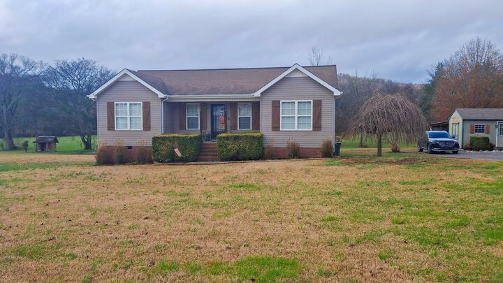 16 Volunteer Rd  Petersburg TN 37144 photo