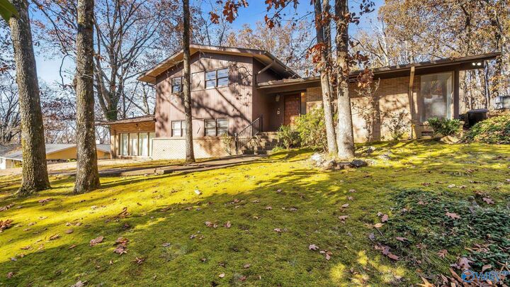 Property Photo:  137 Bridlewood Drive  AL 35901 