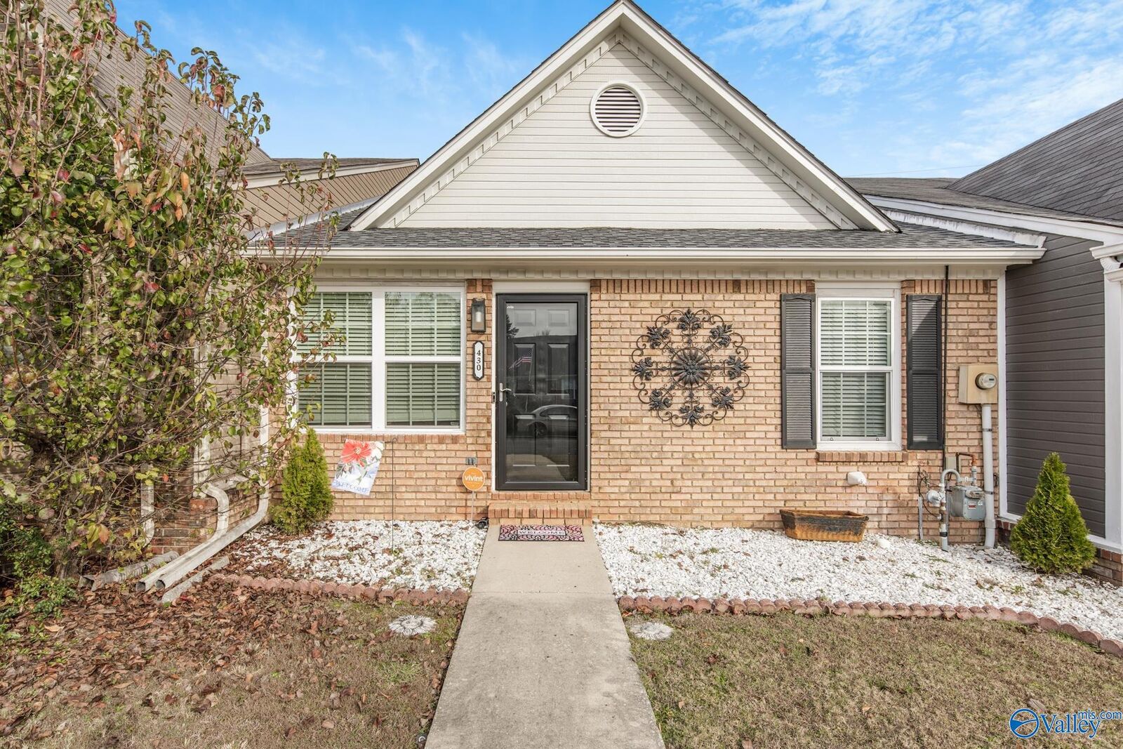 Property Photo: 430 Autumnwood Drive AL 35601