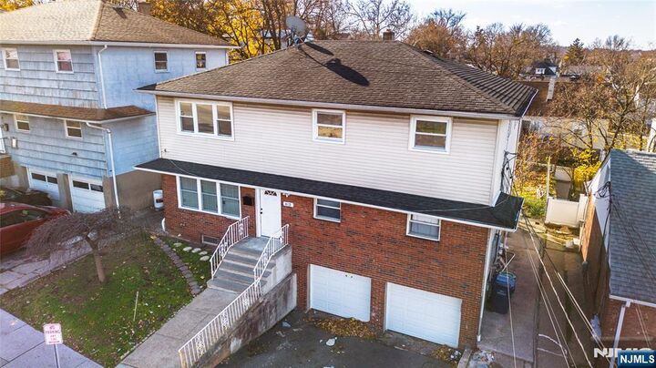 Property Photo:  413 Essex Street 2nd Floor  NJ 07601 