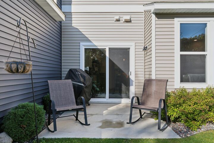 Property Photo: 4860 Avery Court MN 55123