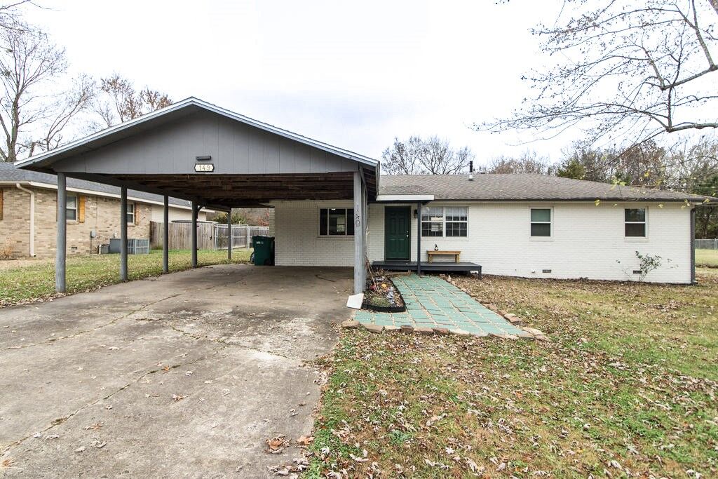 Property Photo: 149 E Terry Street AR 72730