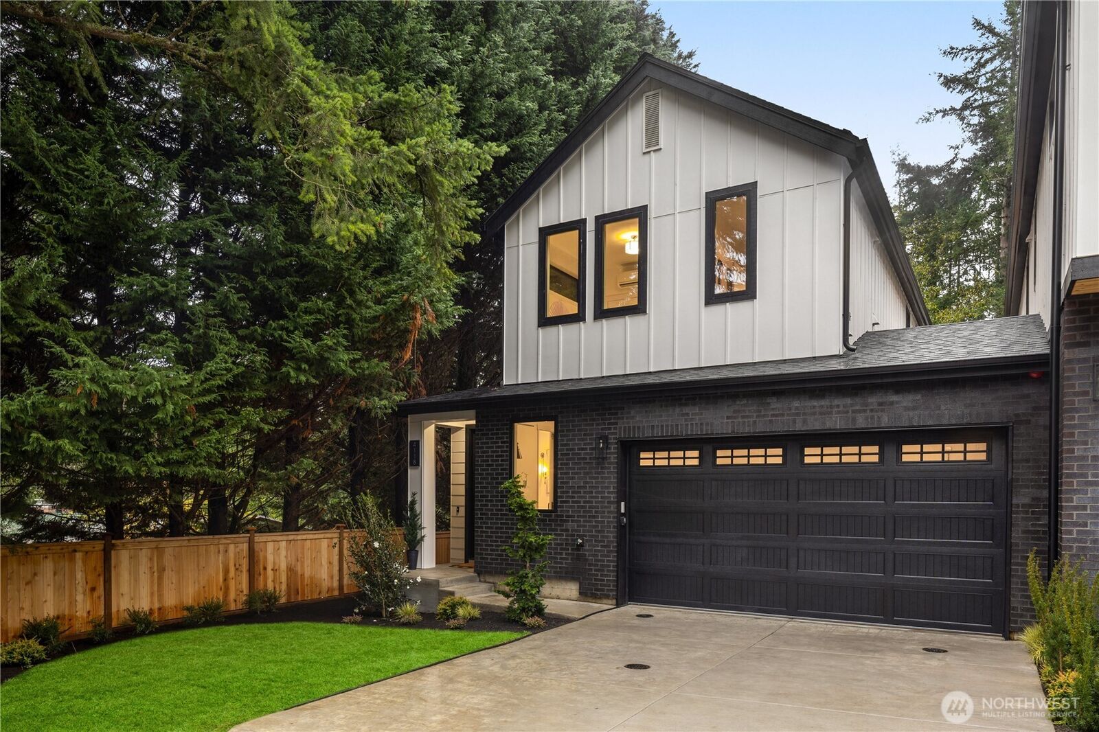 Property Photo:  4118  161st Avenue SE  WA 98006 