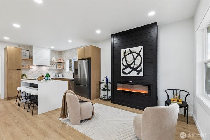 Property Photo:  4002  Courtland Place S  WA 98118 