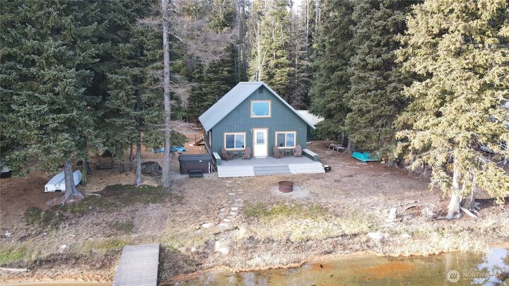 Property Photo:  5  Moore  WA 98840 