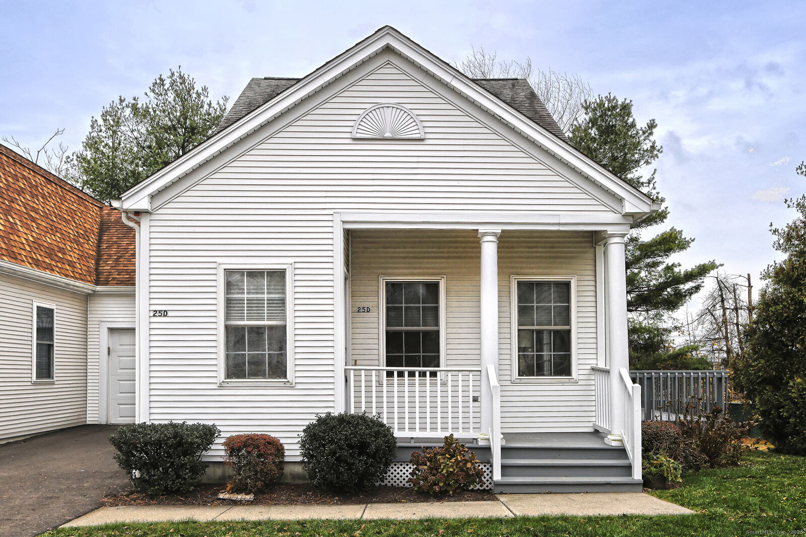 Property Photo:  25 Forest Road  CT 06461 