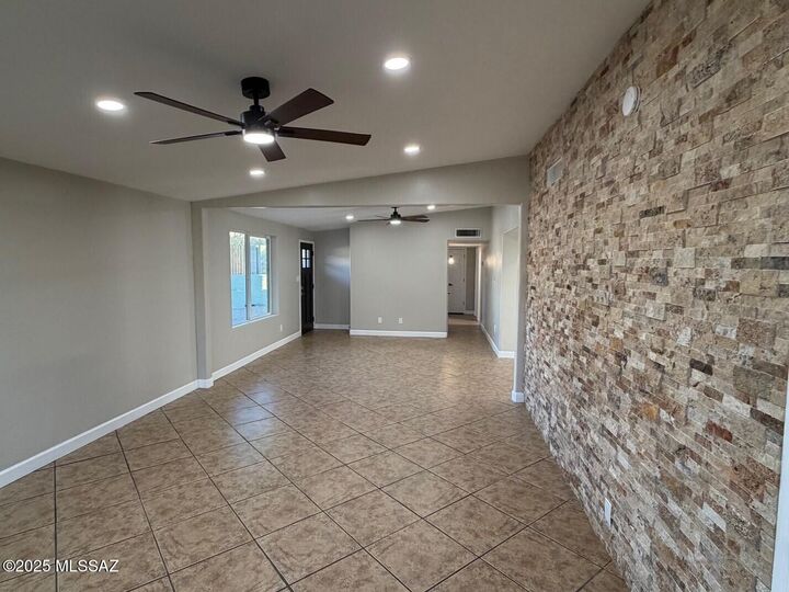 Property Photo:  9780 E Hollow Place  AZ 85748 