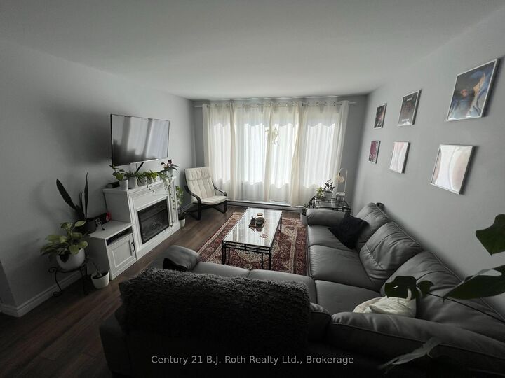 Photo de la propriété: 520 High Street 2 ON L3V 4Y1