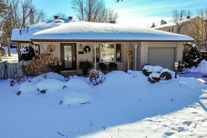 3 Marwendy Drive  Barrie ON L4M 4E6 photo