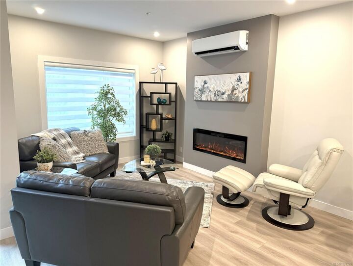 Property Photo: 918 Jenkins Ave #505 BC V9B 2N7