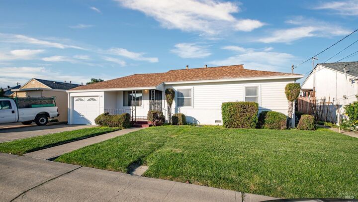 Property Photo: 531 Pomona Street CA 94580