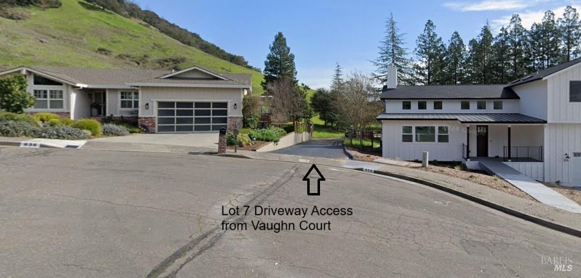 Property Photo: 833 Vaughn Court CA 95409