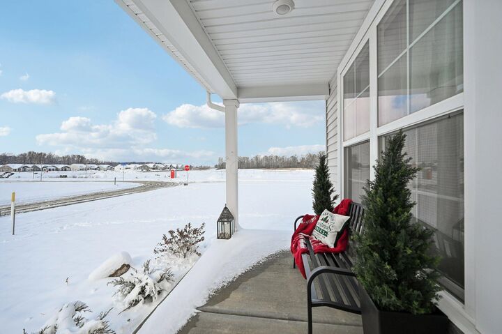 Property Photo: 4462 Kabarda Way OH 43026