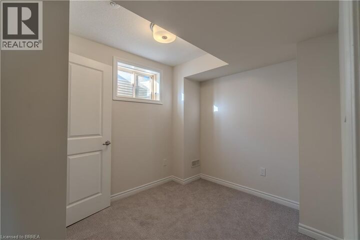 Property Photo:  620 Colborne Street West 81  ON N3T 5L5 