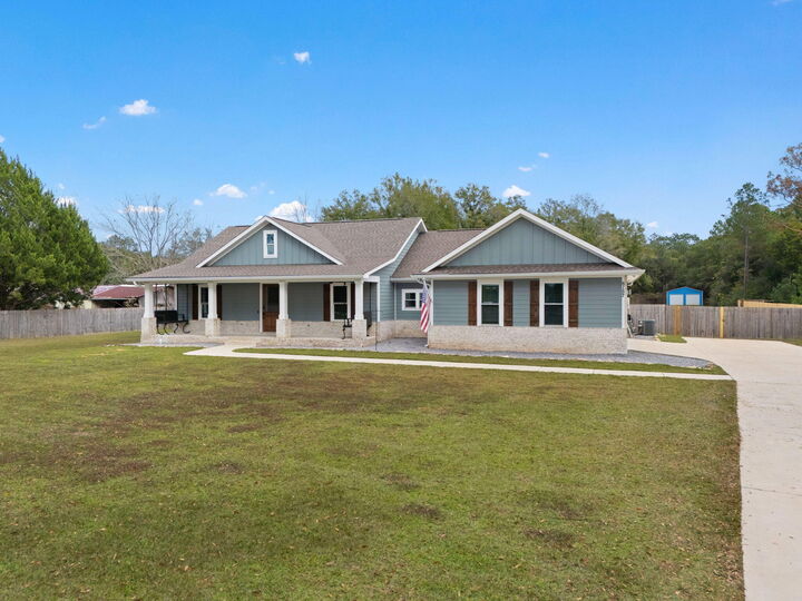 Property Photo:  5157 Griffith Mill Road  FL 32564 