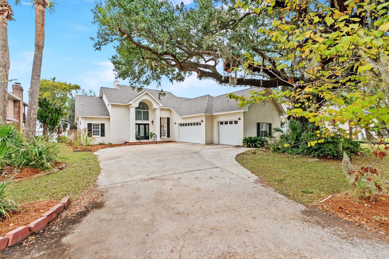 Property Photo: 101 Harbour Pointe Drive FL 32444