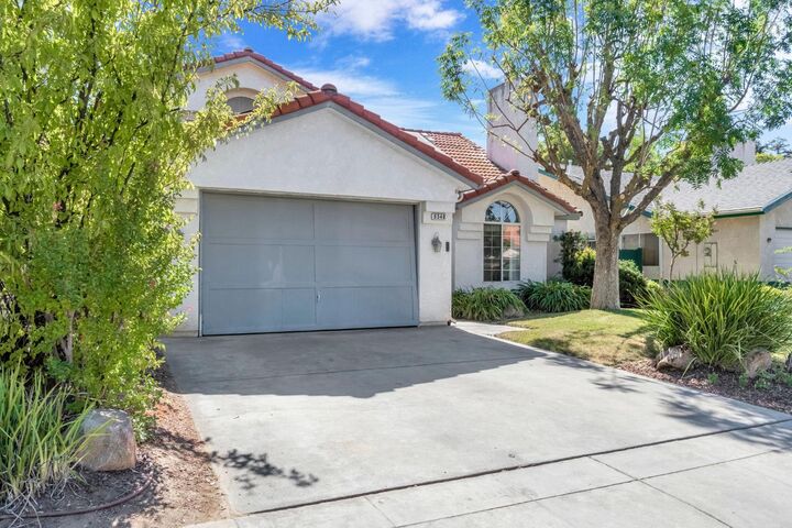 Property Photo:  9540 N 10th Street  CA 93720 