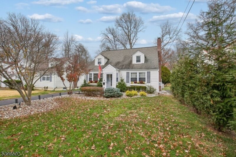 Property Photo: 1147 Inwood Pl NJ 07062