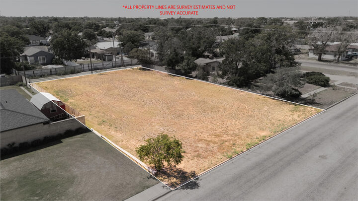 Property Photo:  206 10th Street  TX 79336 