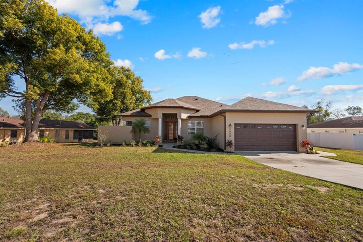 Property Photo: 2430 Evenglow Avenue FL 34609