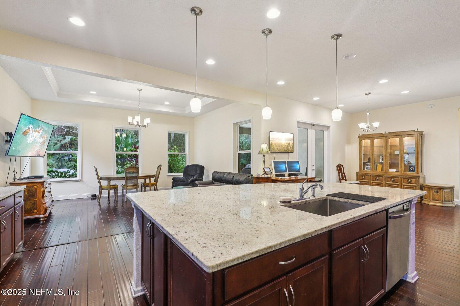 Property Photo: 12349 Shady Bridge Trail FL 32258