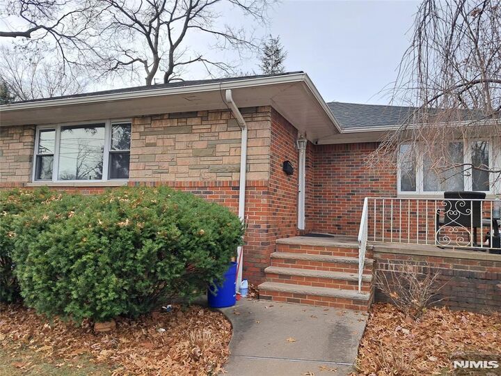 1005 Harvard Place  Fort Lee NJ 07024 photo