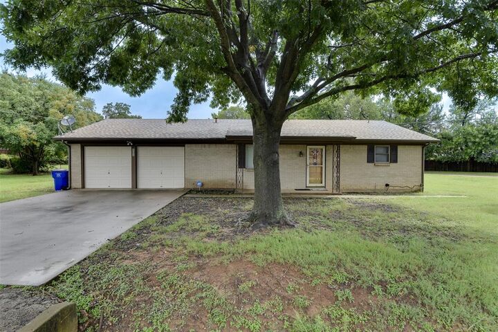 802 Cardinal Road  Mansfield TX 76063 photo