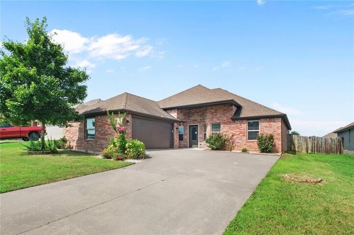 904 SW Caprington Street  Bentonville AR 72712 photo