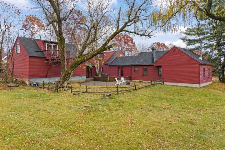 Property Photo:  252 Clark Hill Rd  NH 03070 