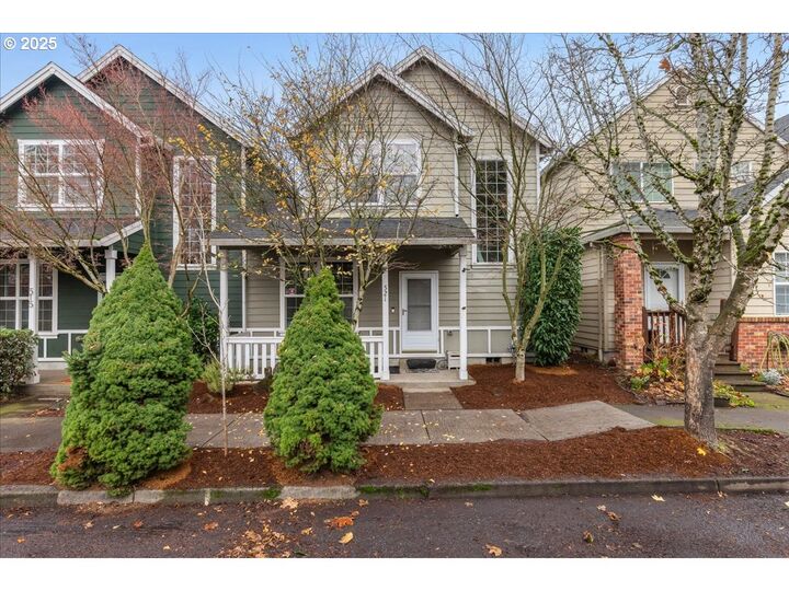 Property Photo: 521 NE Suttle Rd OR 97211