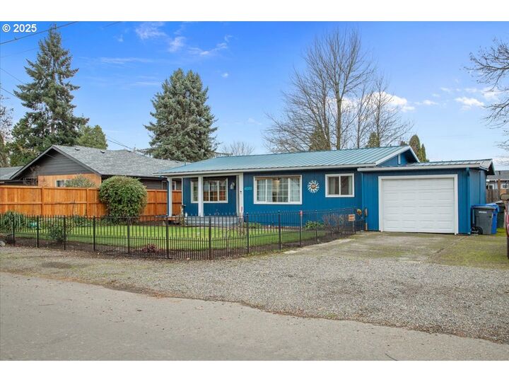 Property Photo: 4020 Gary St NE OR 97303