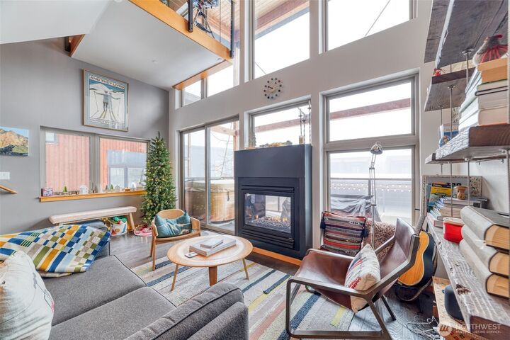 Property Photo:  250  Pass Life Way 2  WA 98068 