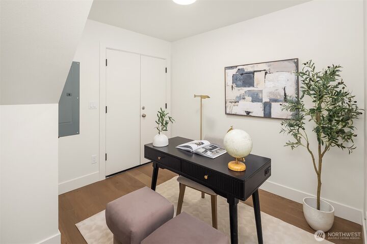 Property Photo:  4422  1st Avenue NE A  WA 98105 