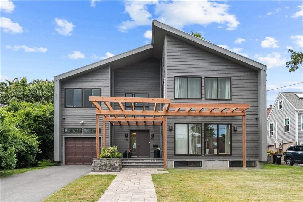 Property Photo:  27 Weatherly Avenue  RI 02840 