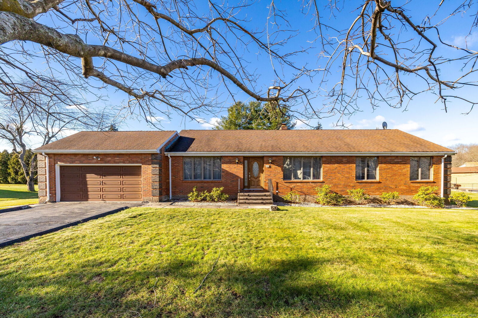 Property Photo: 21 Crest Drive CT 06416