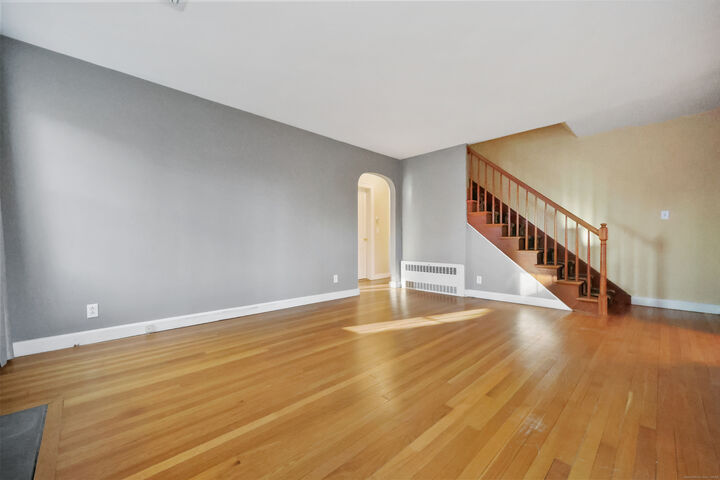 Property Photo:  6 Willow Street  CT 06851 