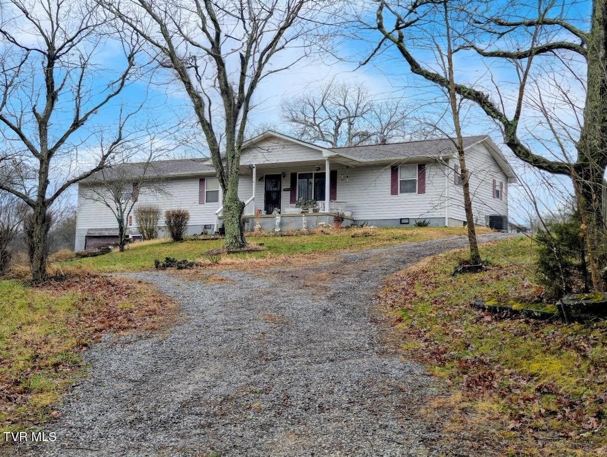 Property Photo:  61 Rattlesnake Ridge Road  TN 37641 