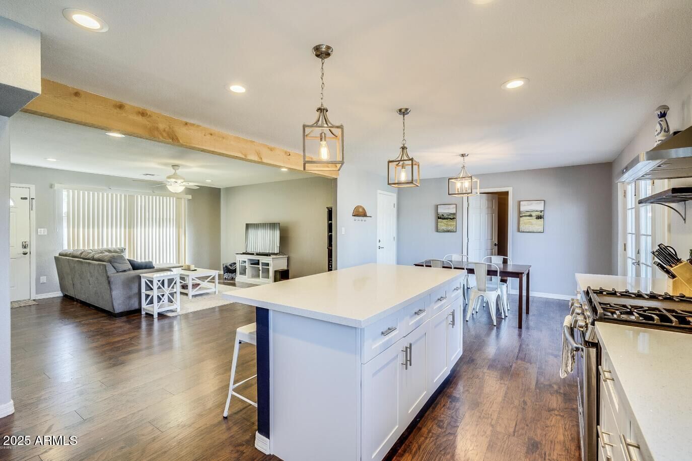 Property Photo:  8638 E Palm Lane  AZ 85257 