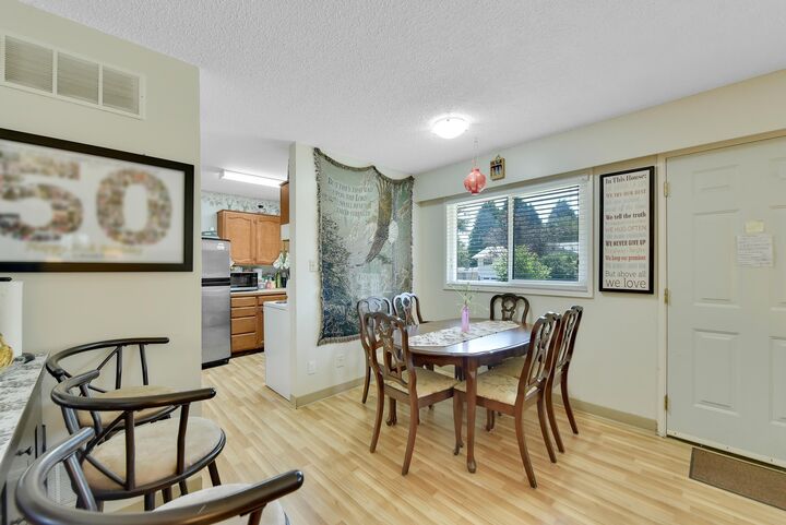 Property Photo: 15835 Russell Avenue BC V4B 2S5