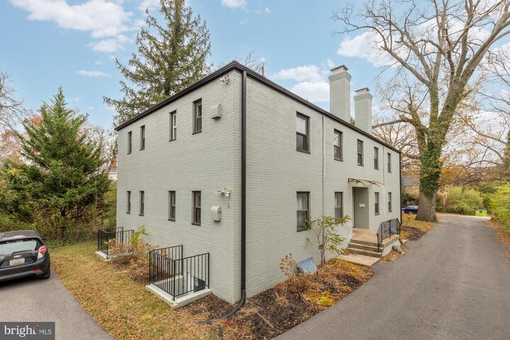 Property Photo: 7404 Columbia Avenue MD 20740