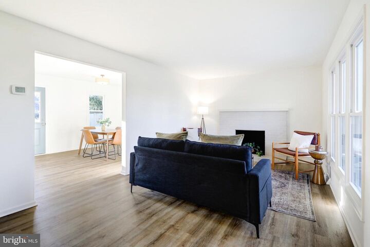 Property Photo:  2818 Nolt Road  PA 17601 