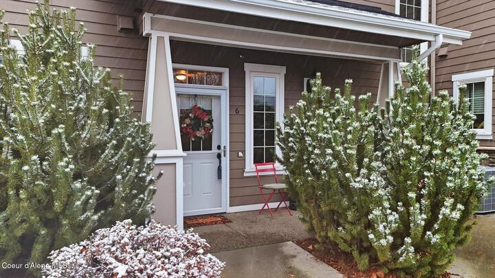 4583 Greenchain Loop 6  Coeur D'Alene ID 83814 photo