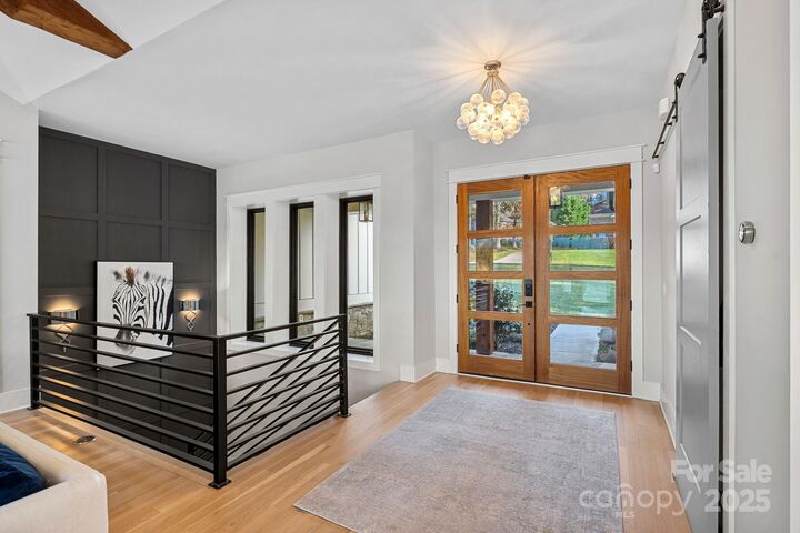 Property Photo: 162 W Maranta Road NC 28117