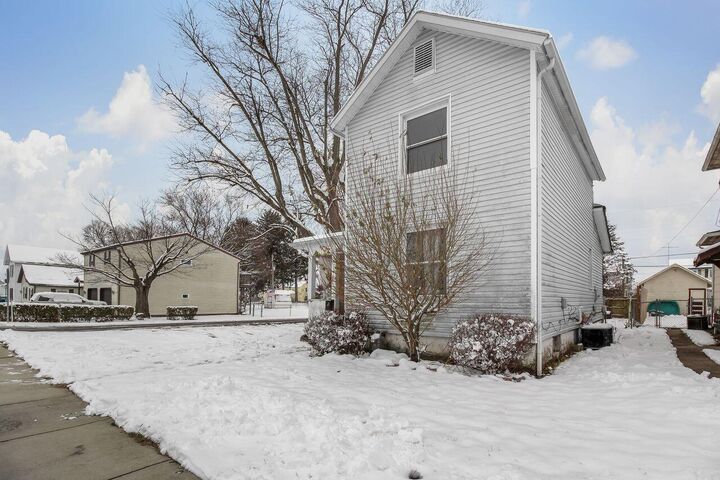 Property Photo: 397 Arlington Avenue OH 43055