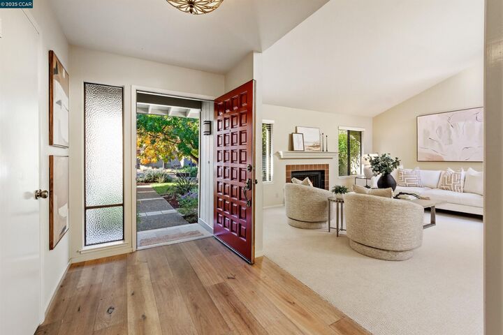 Property Photo:  3171 Lippizaner Ln  CA 94598 