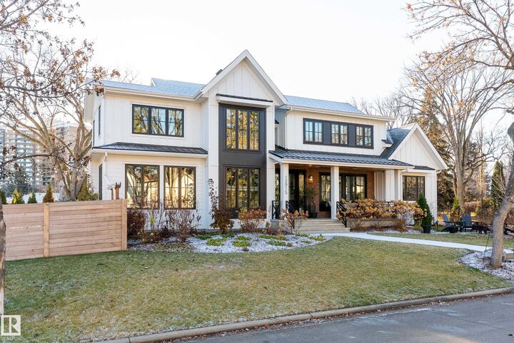 Property Photo:  13915 104 Avenue NW  AB T5N 0W5 