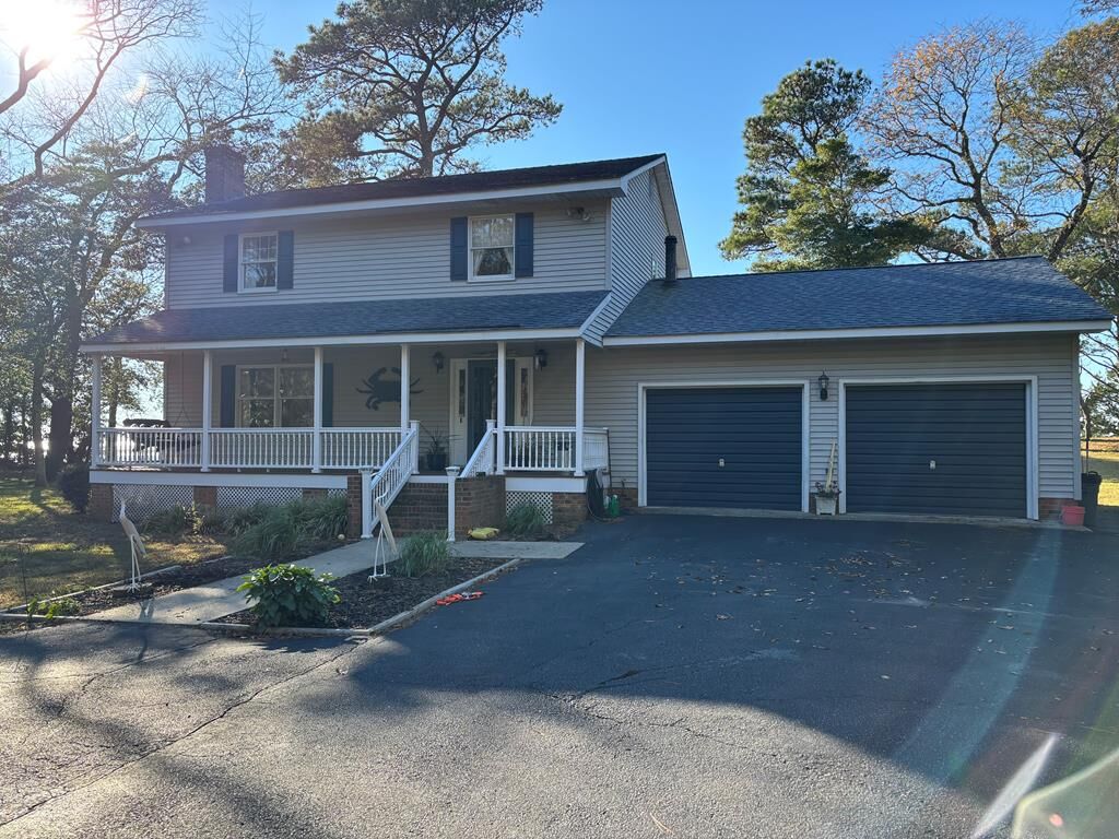 Property Photo: 11576 Heron Dr VA 23405